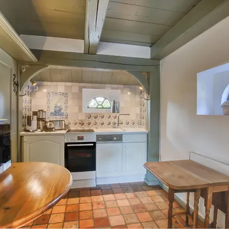 S4 Im Friesenhaus Sara *