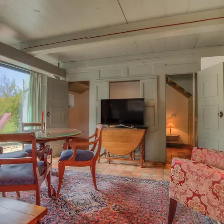 S4 Im Friesenhaus Sara *